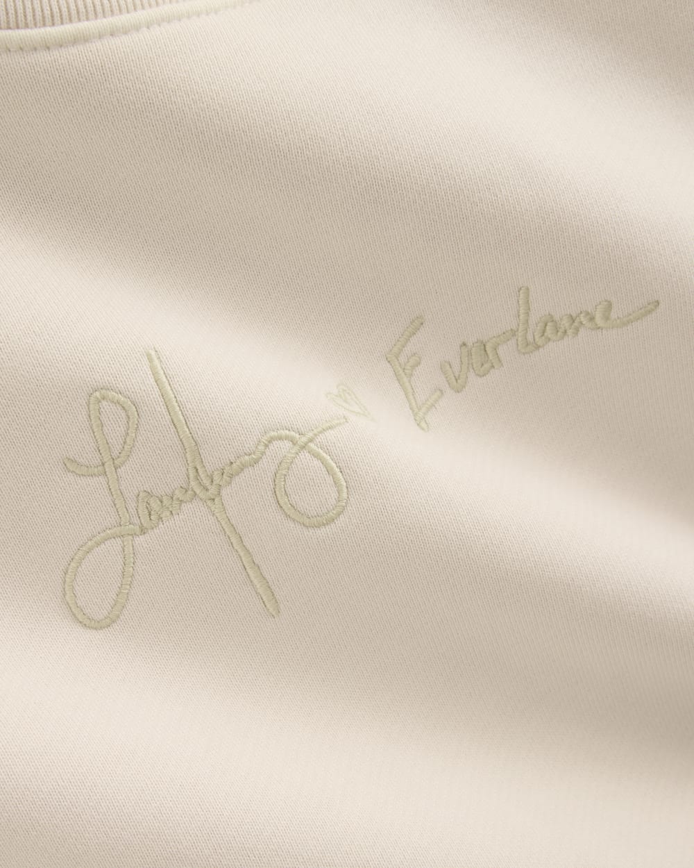 Everlane x The Laufey Foundation Cropped Sweatshirt | Pale Peony