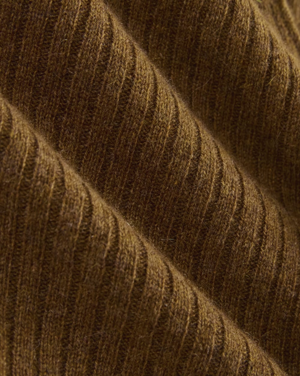 Cashmere Ribbed V-Neck Cardigan | Heathered Toffee
