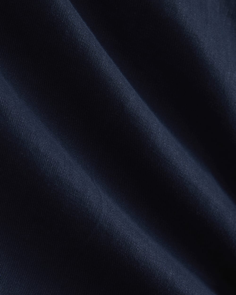 Long Tailored Short in Stretch Linen | Navy