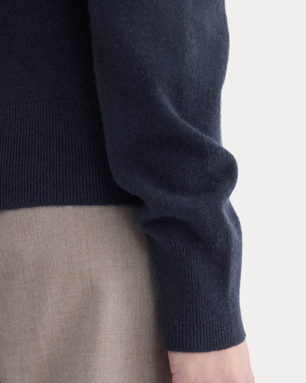Cashmere Slim Crew Sweater | Navy